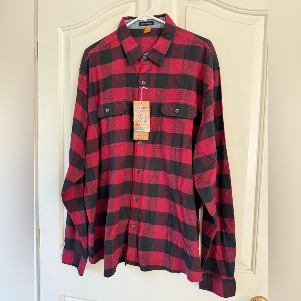 Red and Black buffalo plaid check flannel button up shirt, Tailor Vintage